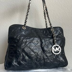 MICHAEL KORS Black Quilted Leather Susannah Bedford Astor Raven Chain Tote Bag